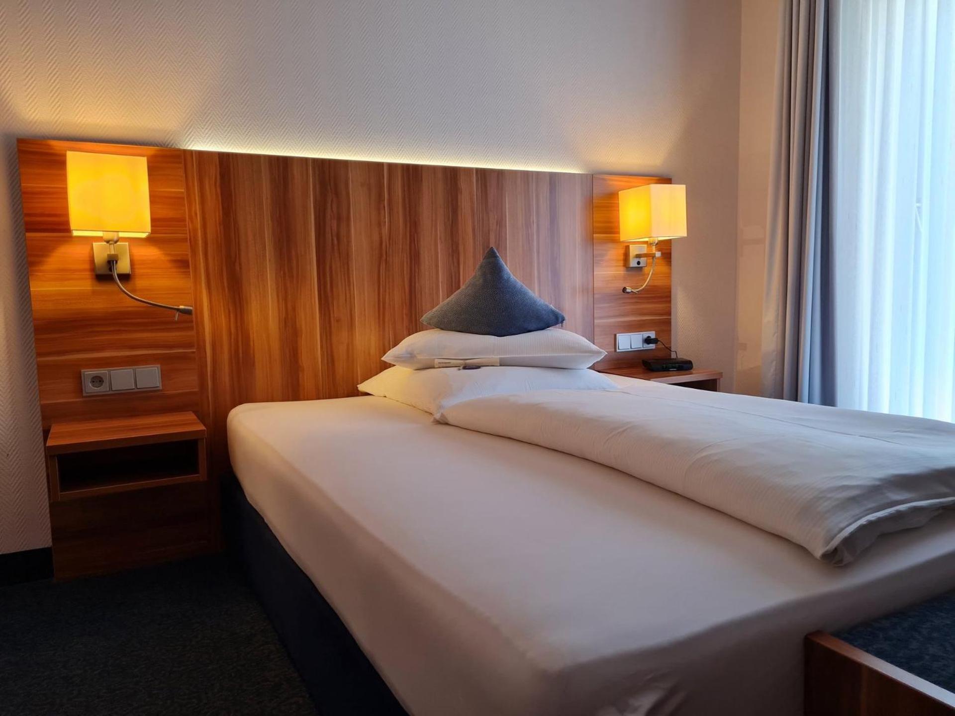 Best Western Blankenburg Hotel Кобург Экстерьер фото