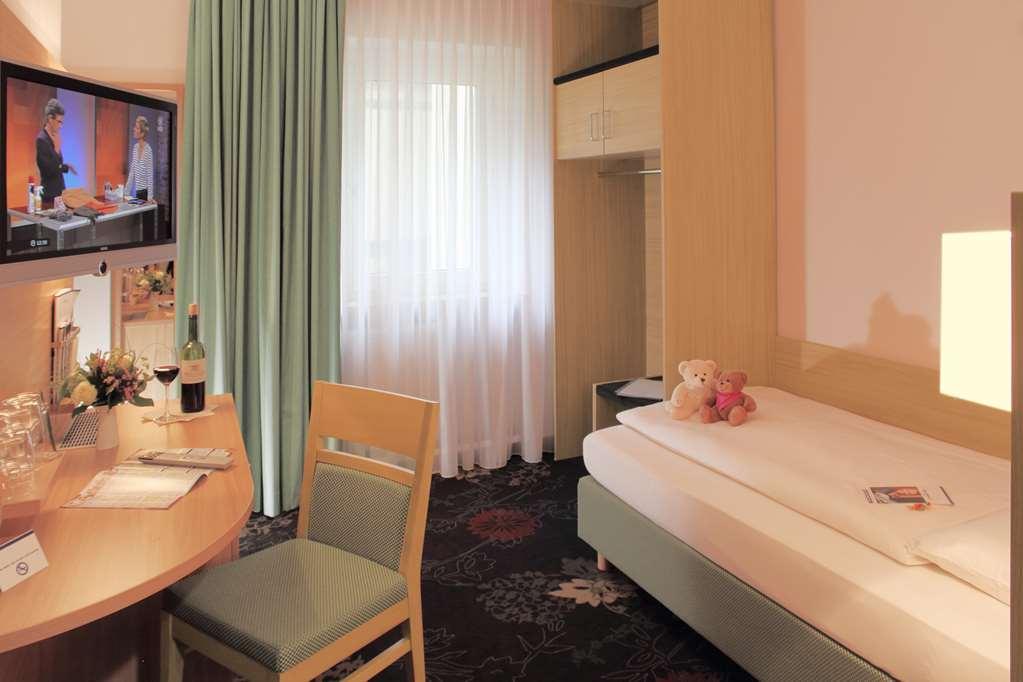 Best Western Blankenburg Hotel Кобург Номер фото