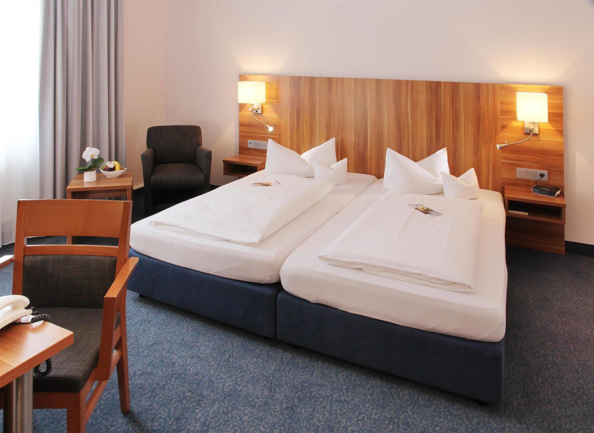 Best Western Blankenburg Hotel Кобург Номер фото