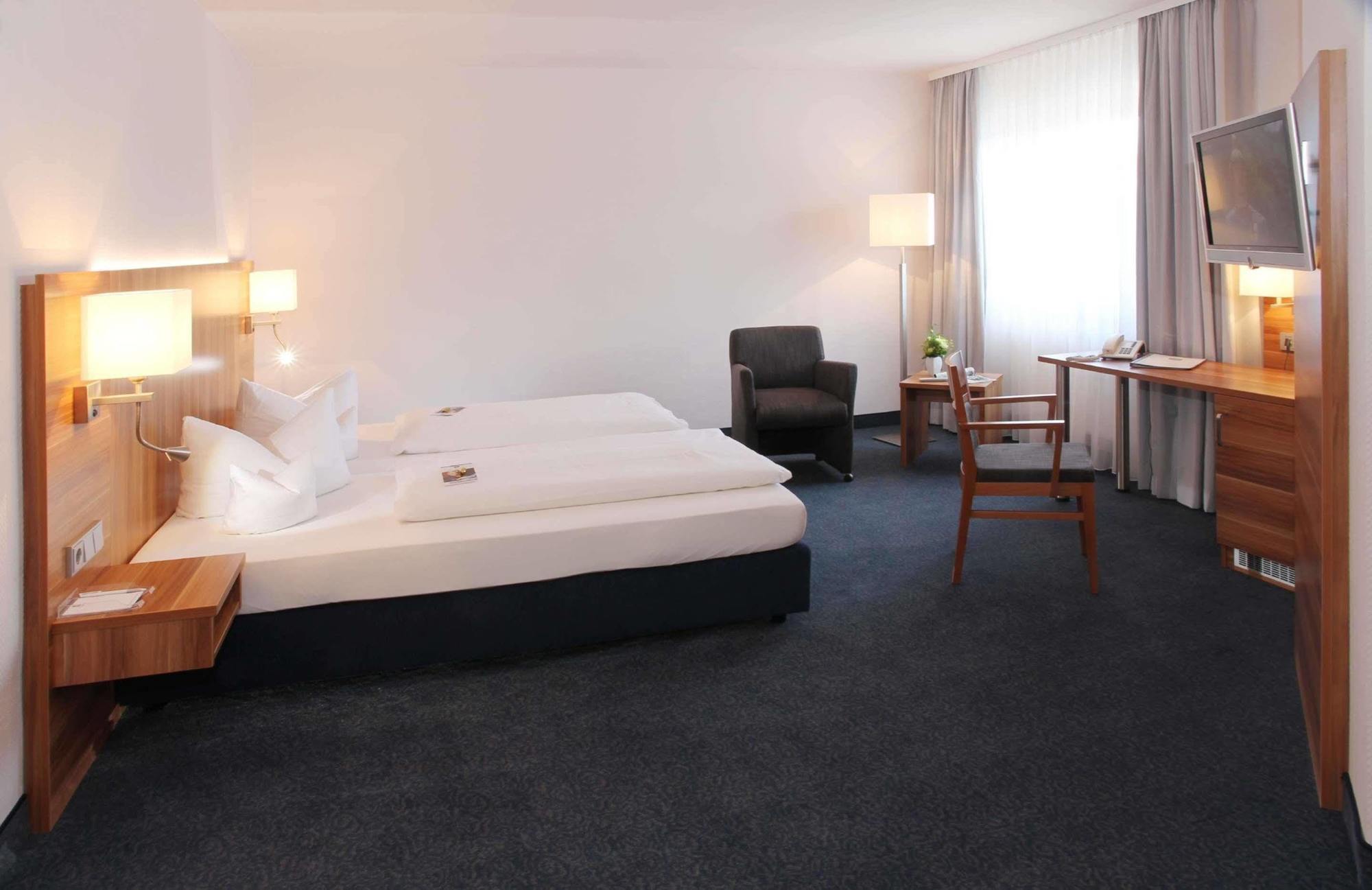 Best Western Blankenburg Hotel Кобург Экстерьер фото