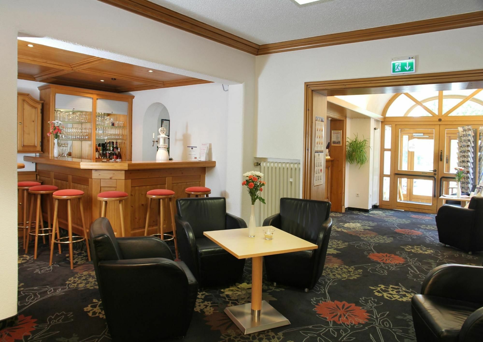 Best Western Blankenburg Hotel Кобург Экстерьер фото