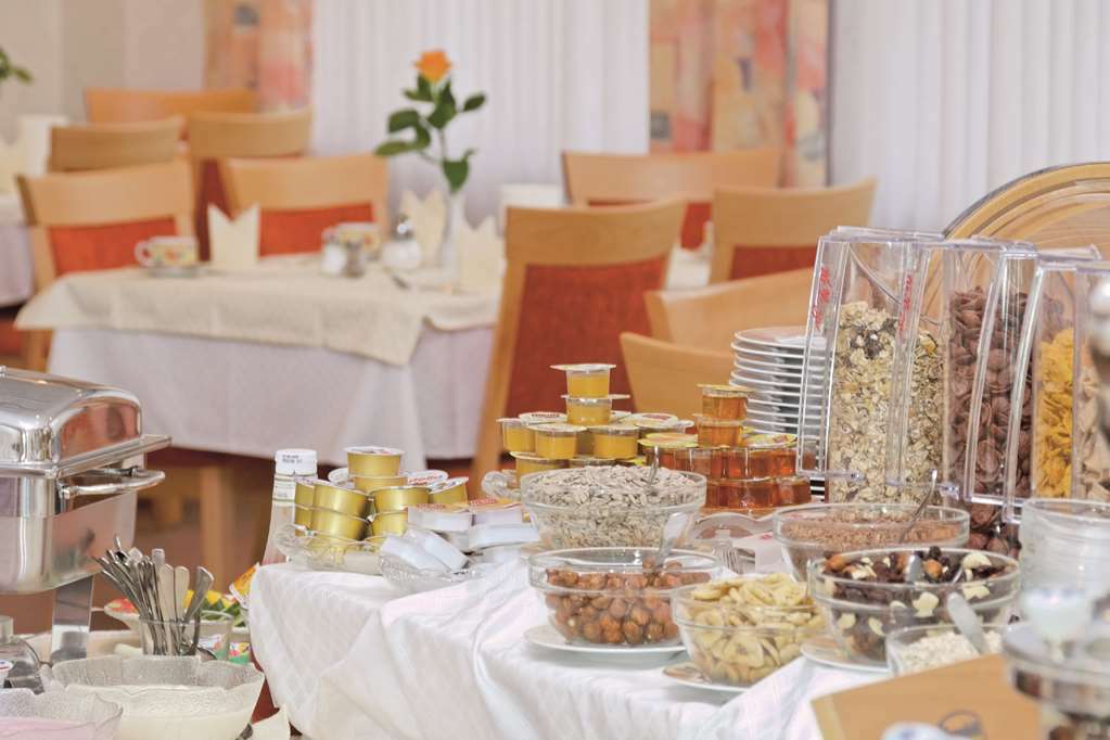 Best Western Blankenburg Hotel Кобург Ресторан фото